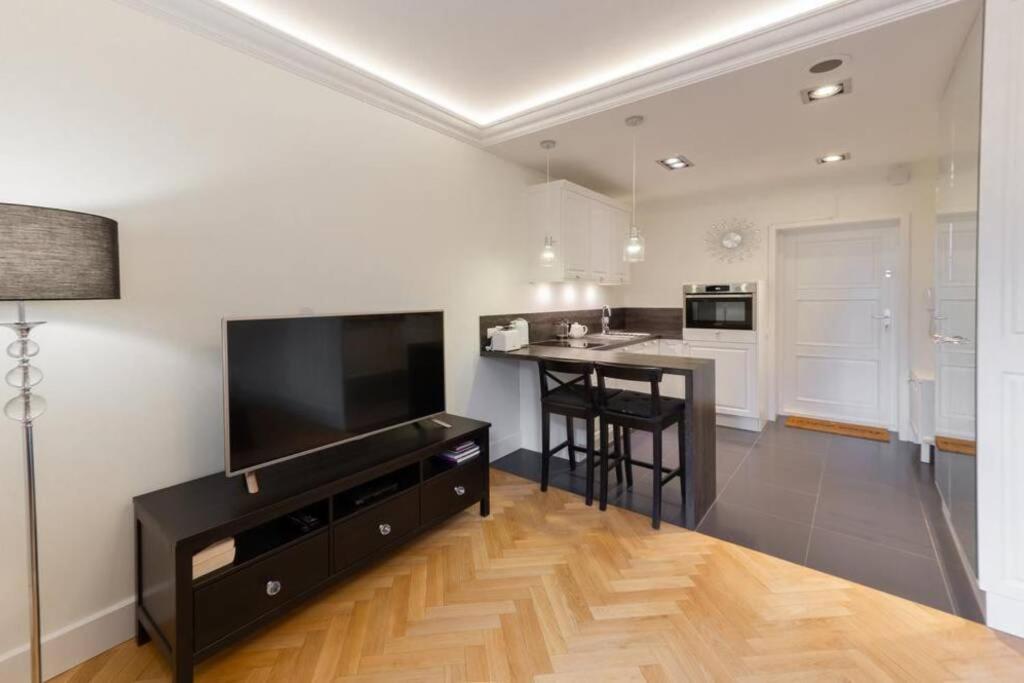 Apartamenty-Mi Crystal Varsóvia Exterior foto